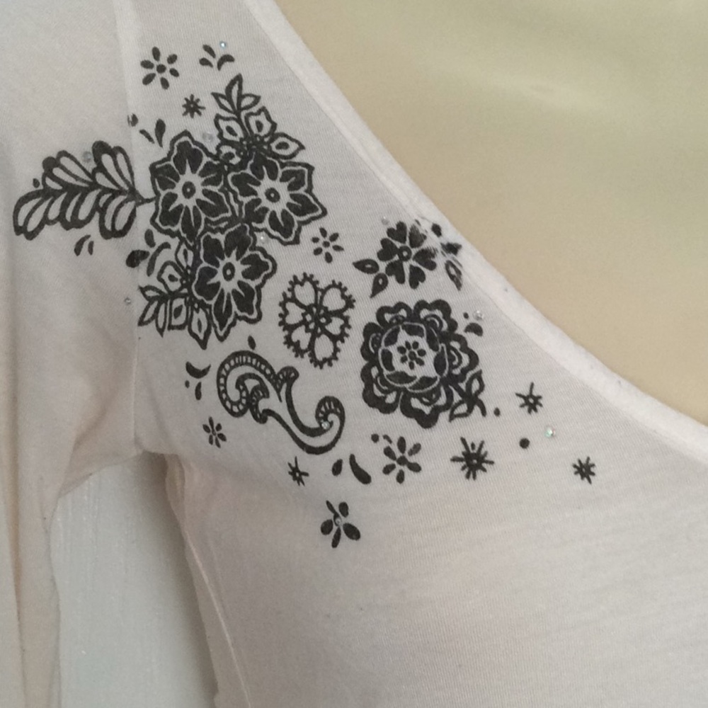 GUESS long sleeve embellished cottagecore top NWOT Sz S ivory rhinestones - Picture 2 of 6